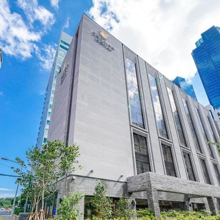 Haeundae The Van Hotel Busan Exterior photo